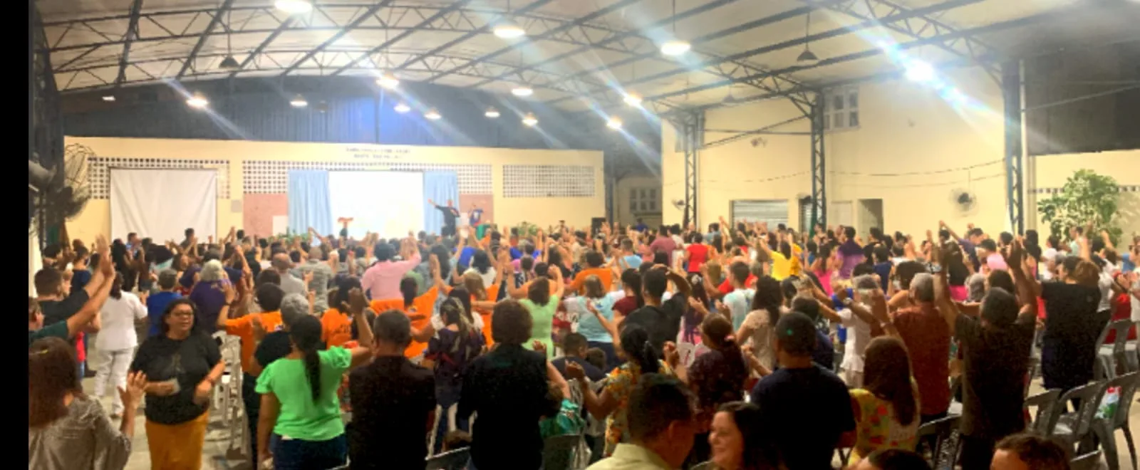 Paróquia promove oito horas ininterruptas de oração