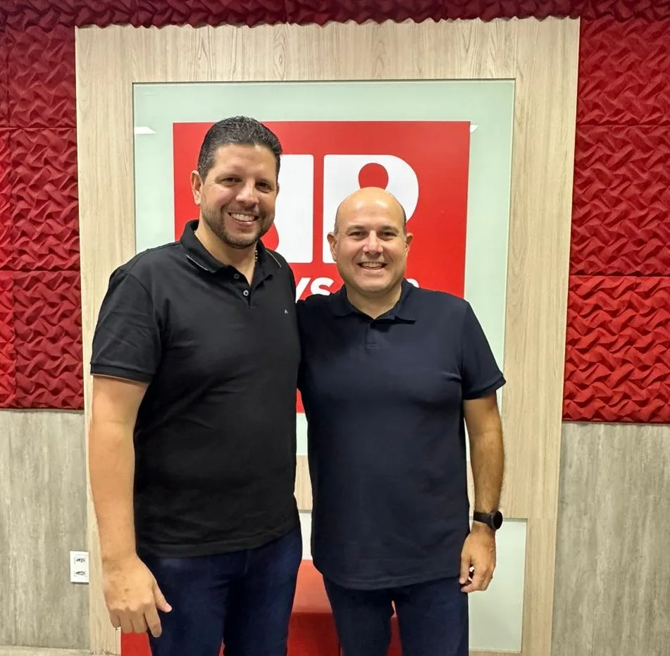 Homero Cals recebe ex-prefeito Roberto Cláudio no Grupo Cidade de Comunicação