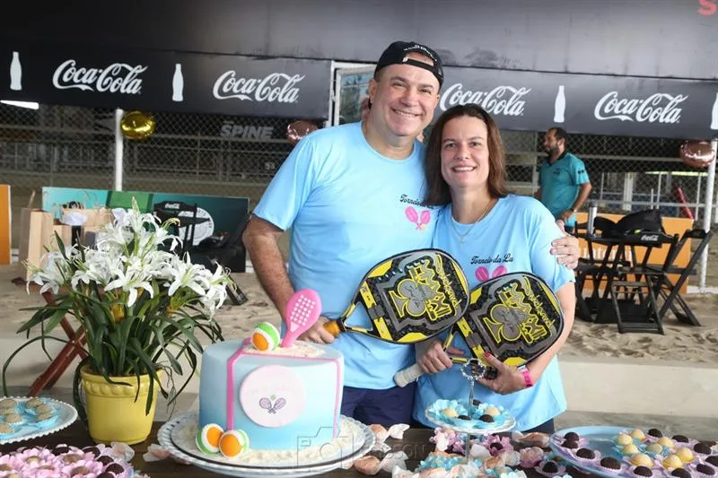Luciana Bezerra brinda nova idade com torneio entre amigas