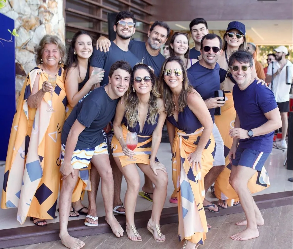 Marcelinho Fernandes completa 18 anos e celebra na Lagoa do Uruaú