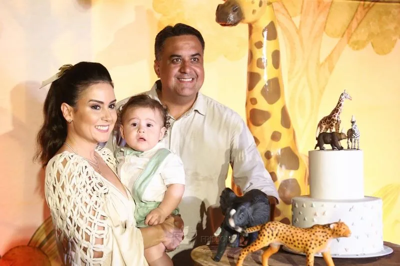 Claudiana e Rodrigo Loureiro comemoram primeiro aniversário de Rodriguinho