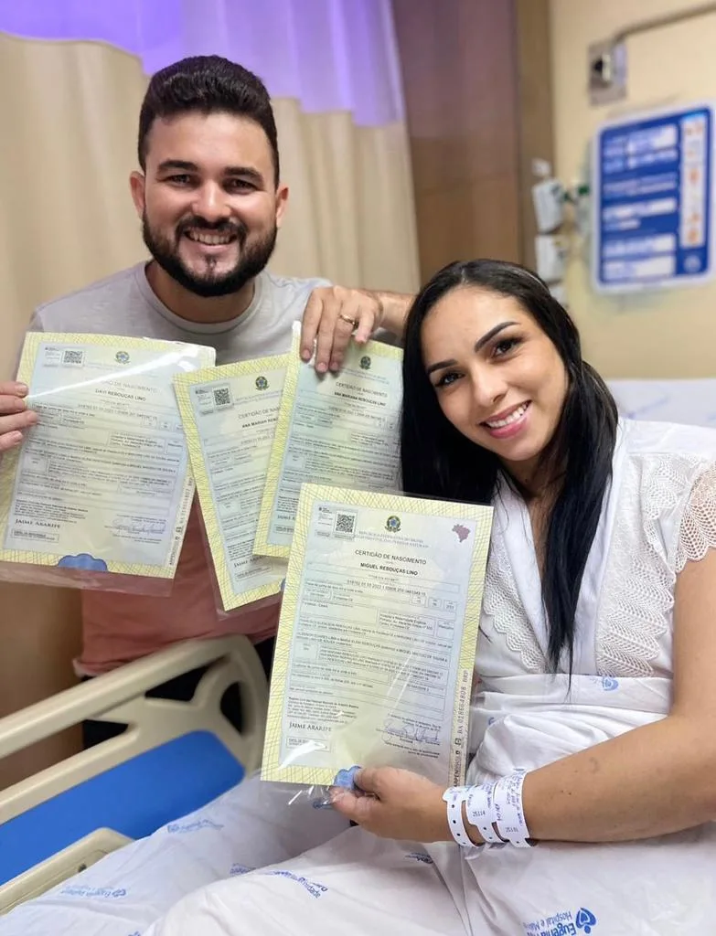 Mãe dá à luz a quadrigêmeos na maternidade Eugênia Pinheiro, em Fortaleza