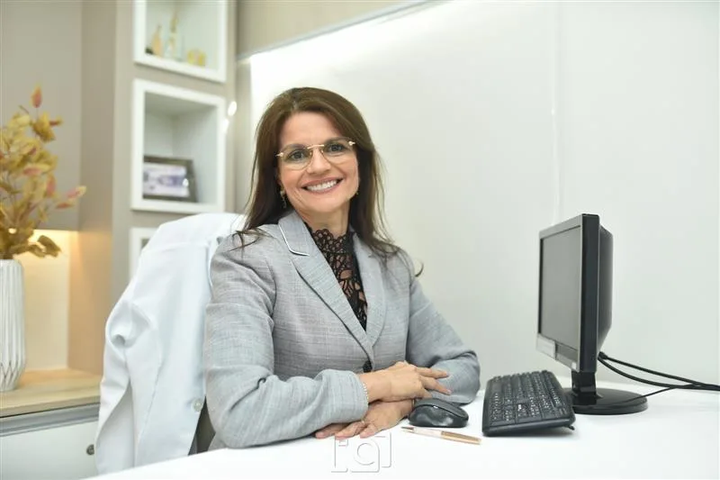 Sthela Regadas compartilha a sua história e o amor pela Medicina, o ensino e a pesquisa