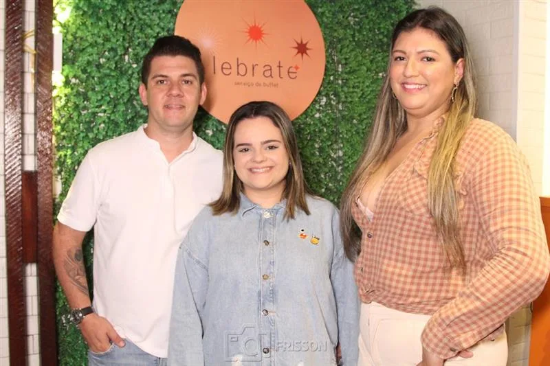 O start do Café Lebrate reúne convidados em clima junino