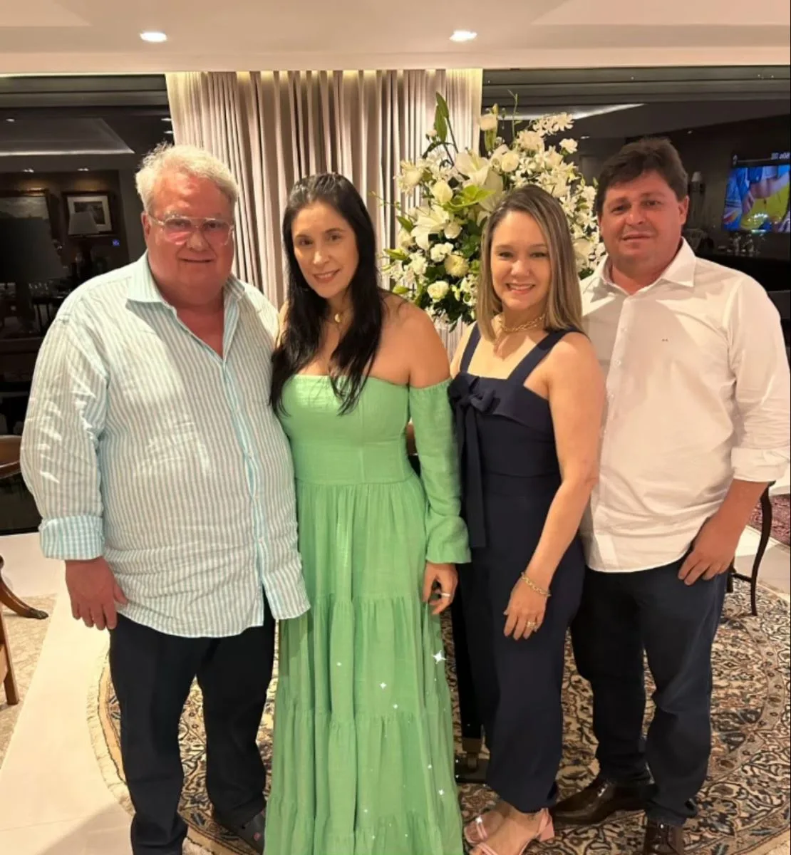 Chiquinho Feitosa brinda nova idade entre familiares e amigos