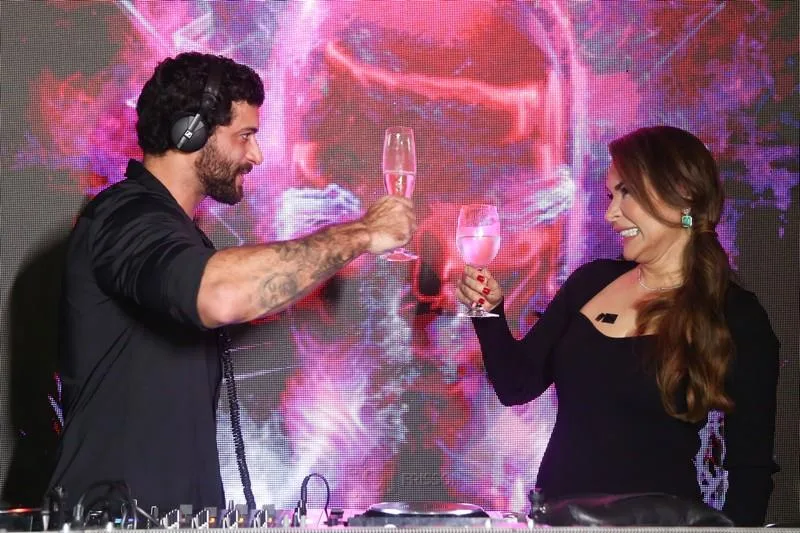 Em noite de muito frisson, Georgia Machado apresenta seu novo espaço em Fortaleza
