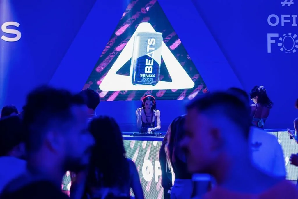 Beats Space agita intervalo do Fortal 30 anos com DJs e performances de luzes