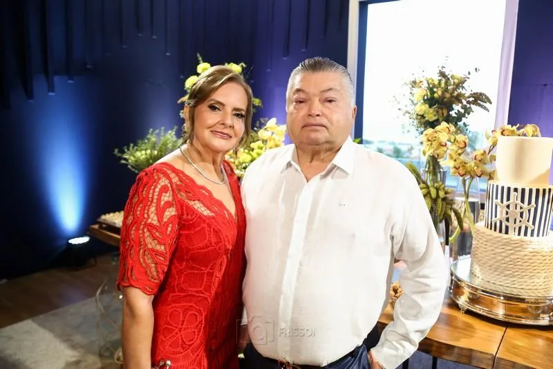 José Gonçalves comemora entrada no rol dos 70 anos com grande festa no La Maison