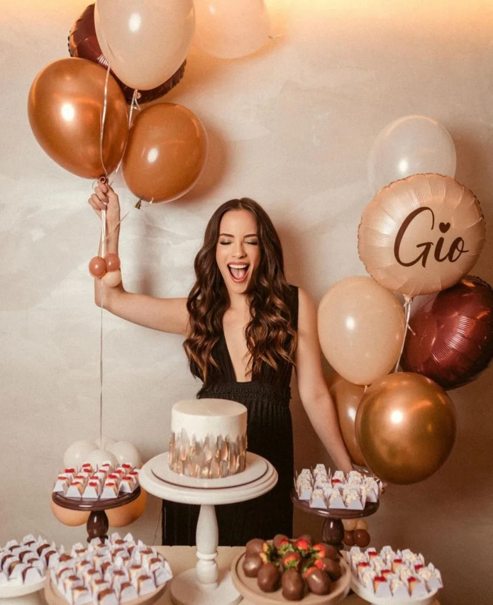 Giovana Bezerra celebra B-Day com os mais queridos e muita alegria