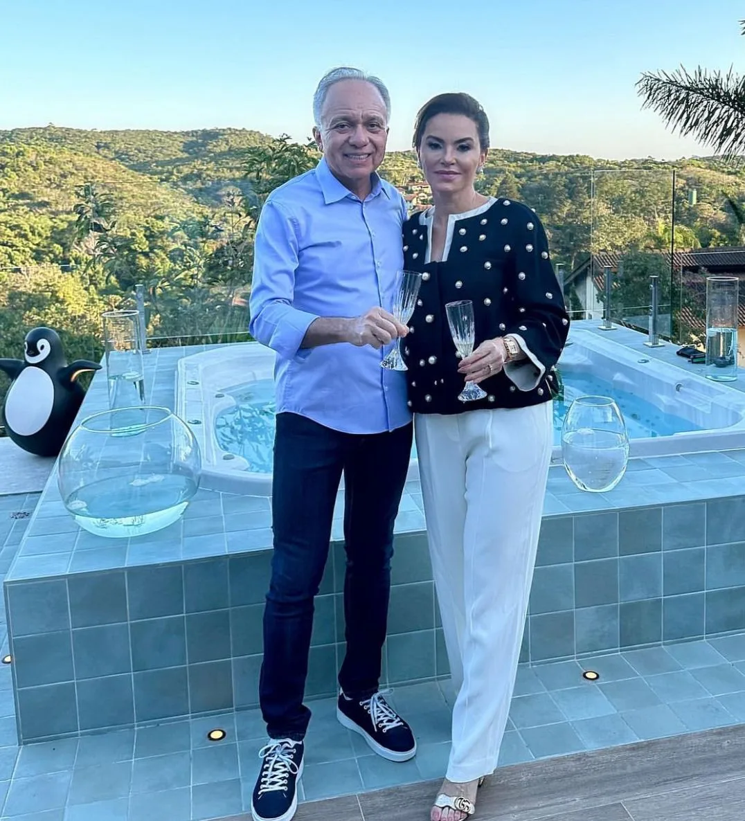 Lúcia Praciano e Tadeu Costa brindam 34 anos de amor em Guaramiranga