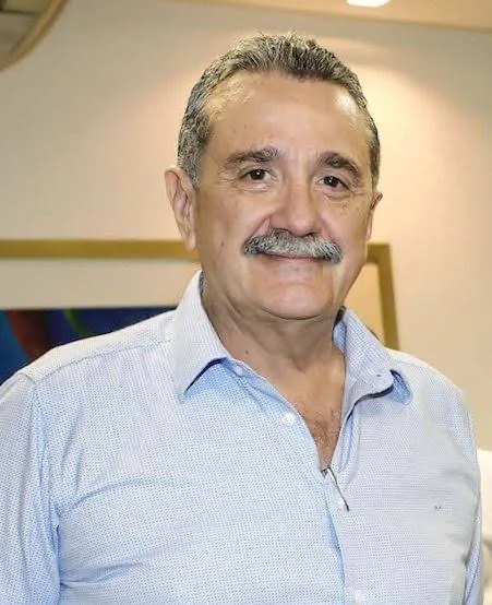 Prefeito de Aracati, Bismarck Maia é escolhido para prêmio “Melhores Prefeitos do Ceará”
