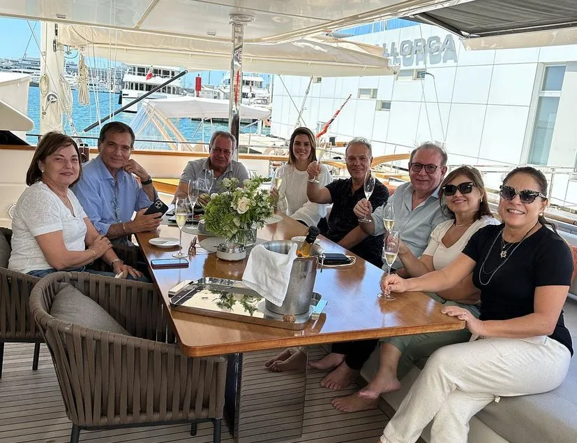 Beto Studart, José Carlos Pontes, Ricardo Cavalcante e Ricardo Alban curtem férias na Espanha