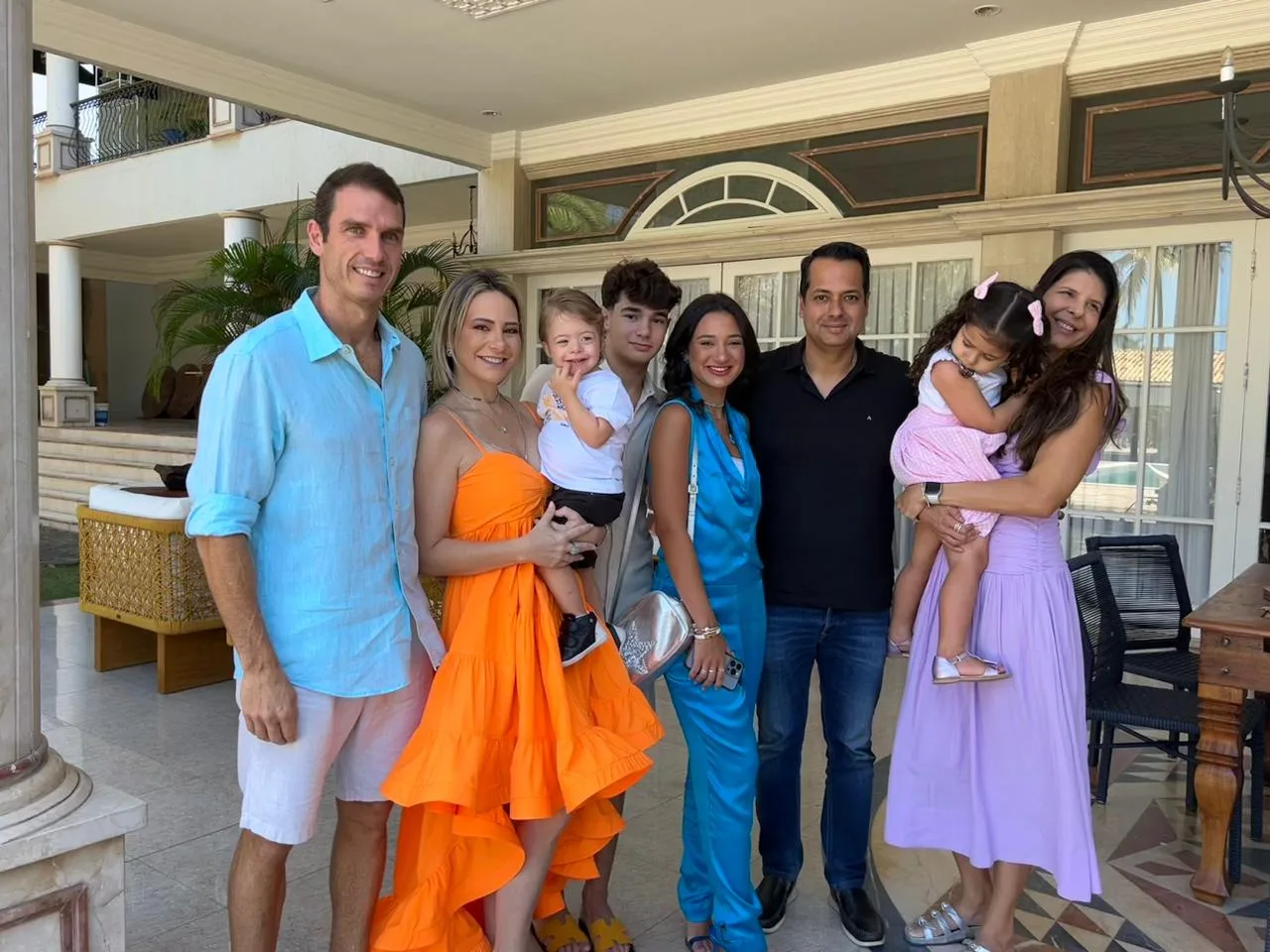 Sofia Valim celebra seus 19 anos com muito frisson