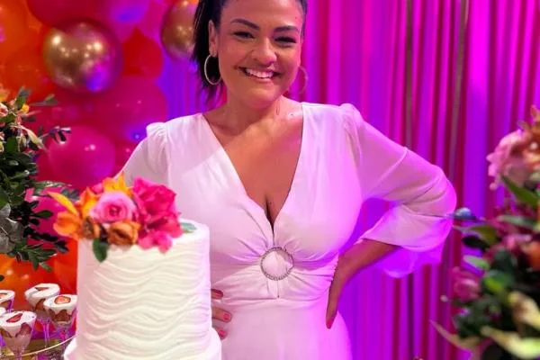 Cris Pontes festeja a nova idade em dupla comemoração