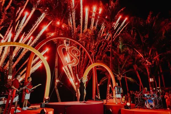 Laninha Show celebra gravação de DVD com grandes artistas: "sonho realizado"