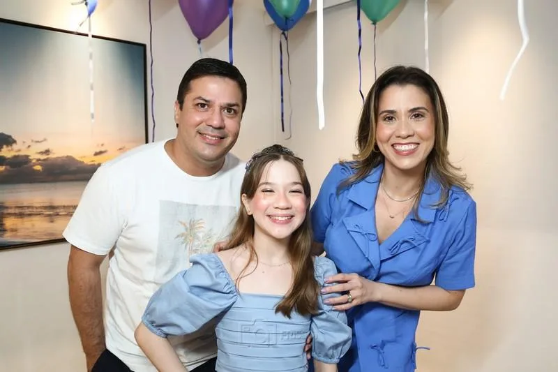 Louise e Cássio Saboia armam animada Festa do Pijama para celebrar os 11 da filha Chloe