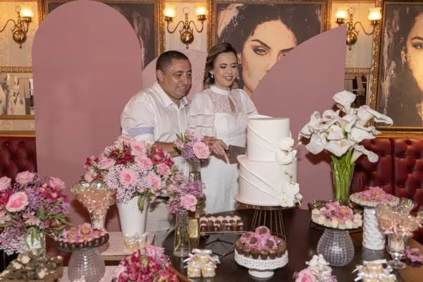 Carol e Renan Vieira oficializam união e celebram no Paris 6 Fortaleza