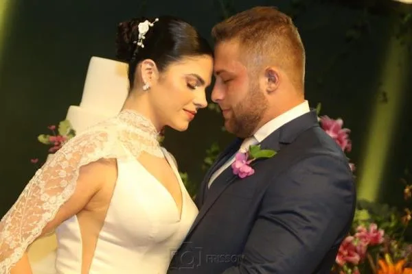 Carolina Cialdini e Matheus Gazzineo se unem matrimonialmente