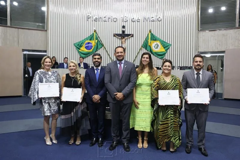 Assembleia Legislativa do Ceará homenageia os 45 anos do Grupo Cidade