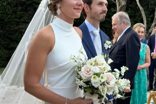 Famílias Queiroz e Jereissati prestigiam casamento de Julie e André Jereissati, em Cannes