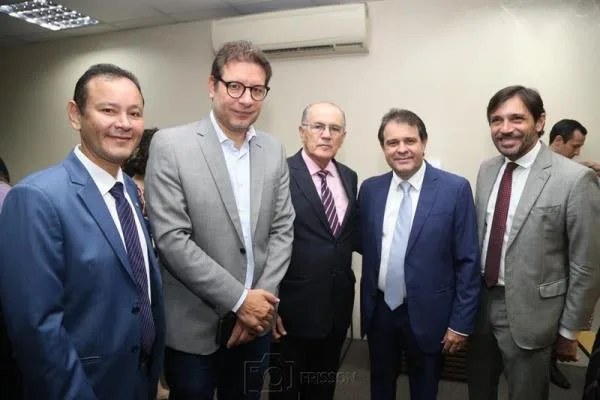 Assembleia Legislativa do Ceará lança projeto "Vem pra Alece"