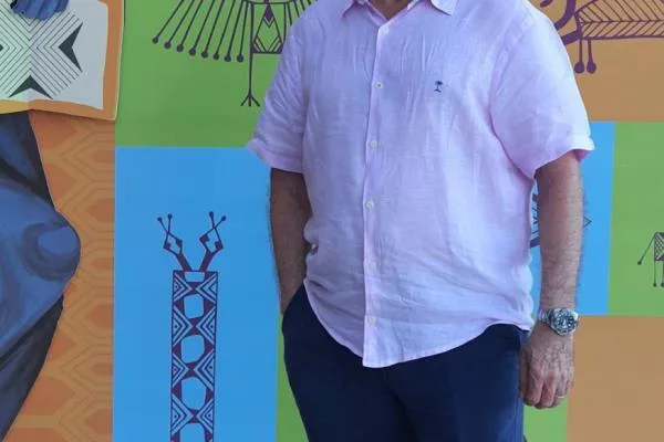 Artista visual Vando Figueiredo participa da Exposição Contracorrente