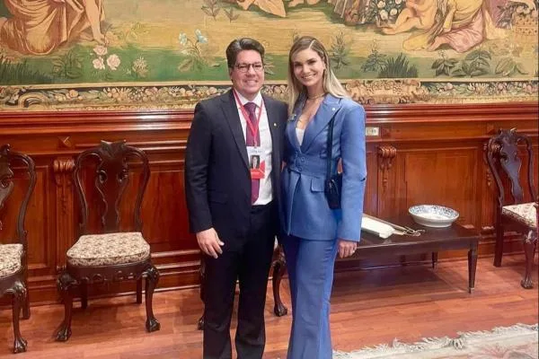 Aline e Andrei Aguiar em missão internacional especial