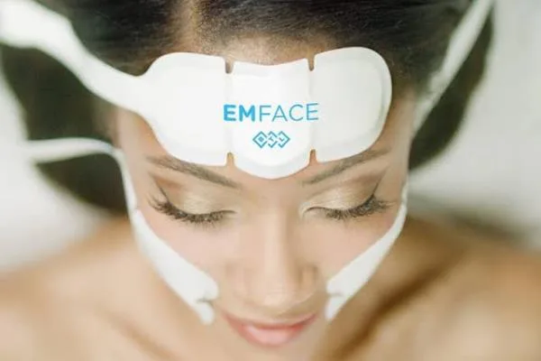 "EMFACE revoluciona tratamento facial", por Viviane Martins