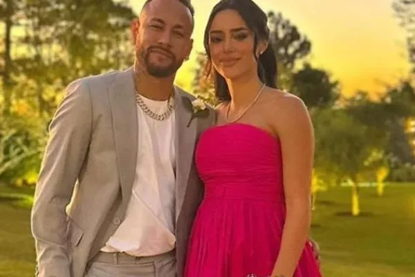 Neymar e Bruna Biancardi trocam indiretas nas redes após rumores de traição