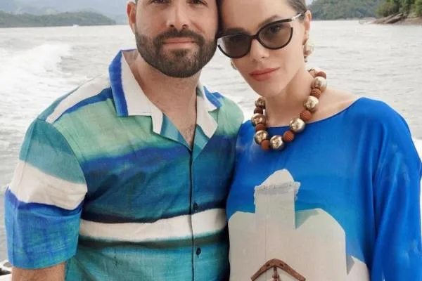 Paulinha Sampaio e Felipe Rocha causam frisson em Angra dos Reis