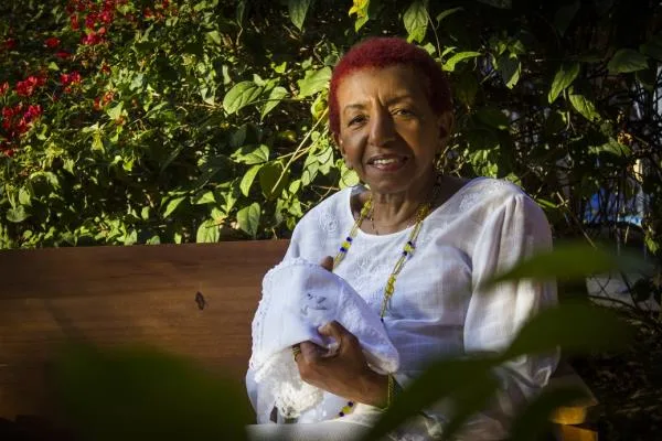 CAIXA Cultural Fortaleza apresenta Leci Brandão no espetáculo “Eu Sou o Samba”