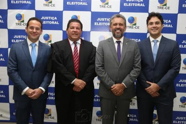 Luciano Maia e Daniel Carneiro são empossados no TRE-CE