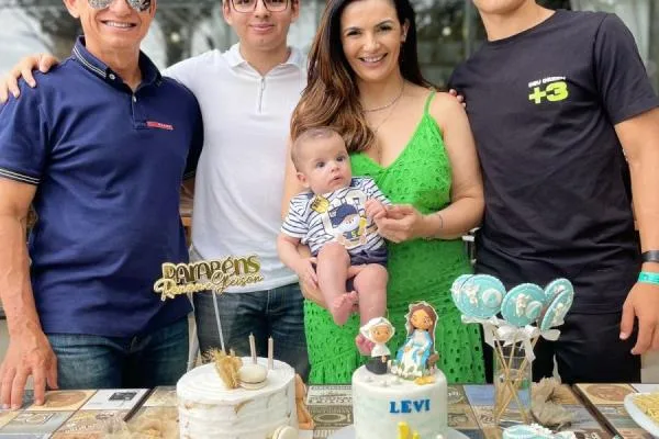 Monaliza e Orlando Cavalcante festejam em dose tripla na casa de Tianguá