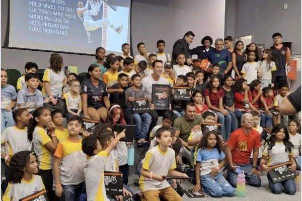 Projeto Acertou de 3, Esporte Leitura e Cidadania beneficia 1.500 crianças e adolescentes