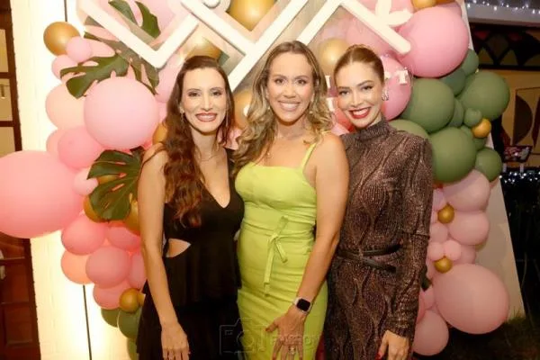 VYA Concept Clinic celebra um ano de sucesso em noite especial para convidados