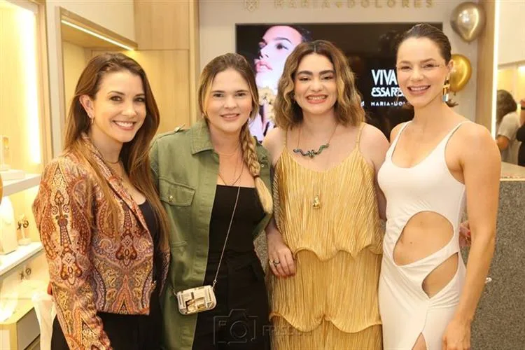 Maria Dolores causa frisson em start da nova loja em Fortaleza