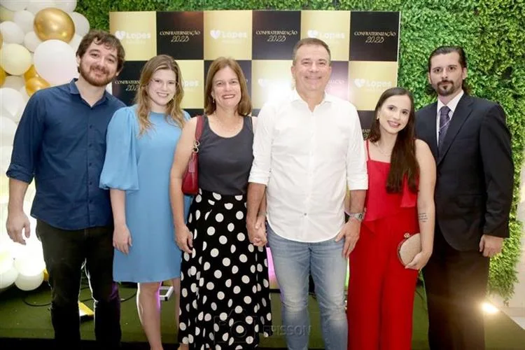 Lopes Immobilis promove animada celebração de final de ano