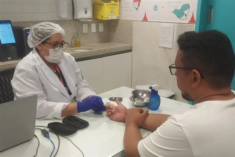 Rede de Farmácias Santa Branca oferece serviços gratuitos à população