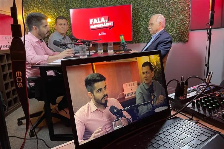 Empreendedores compartilham experiências através do podcast “Fala, Empresário!”