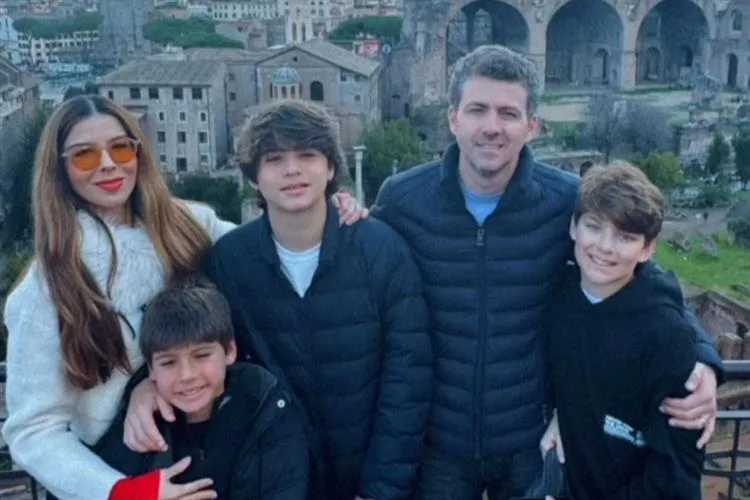 Marina e Roberto Oliveira com os filhos em tour pela Europa