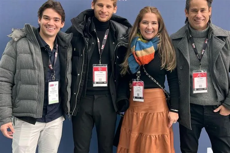 David e Patriciana Rodrigues participam da NRF, em Nova York