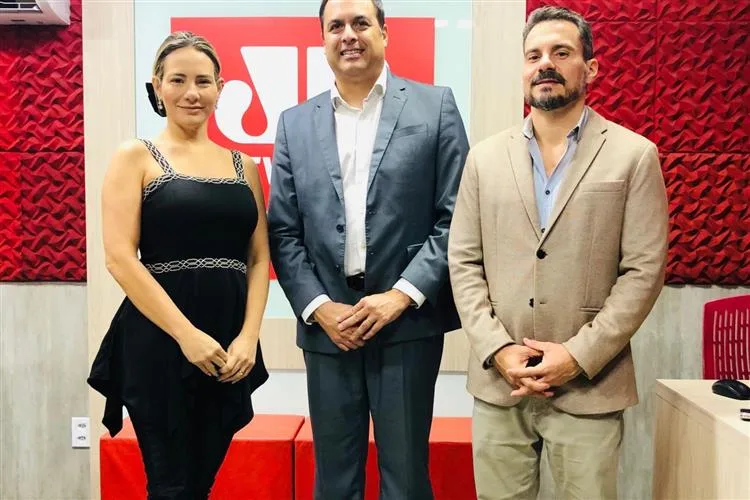Paulo Câmara destaca iniciativas do BNB em visita ao Grupo Cidade