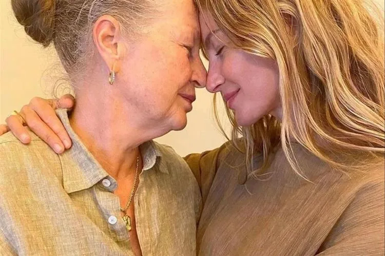 Morre Vânia Nonnenmacher, mãe da modelo Gisele Bündchen