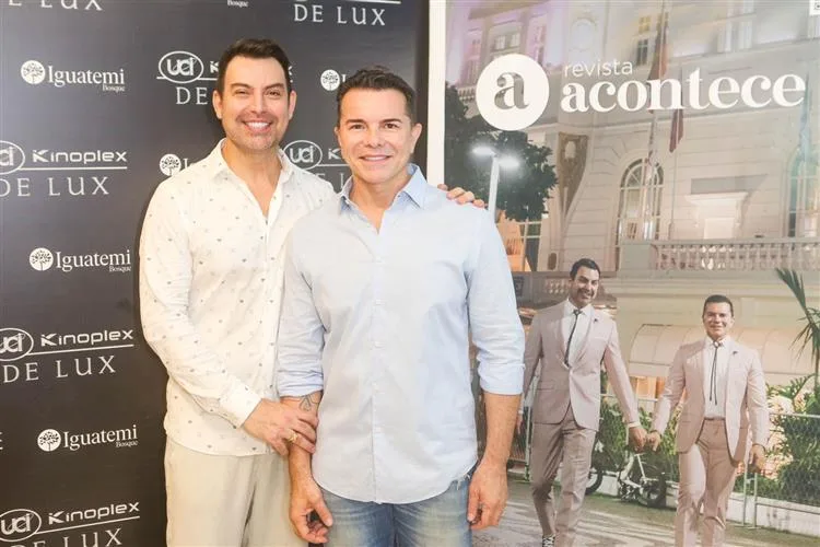 Roberto Alves e Jackson Braga exibem "Casamento do Século" para seleta plateia