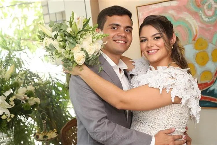 Beatriz Rocha Alves e Frederico Perboyre em enlace matrimonial