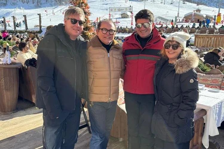 Glayddes Esmeraldo celebra aniversário em viagem com a família
