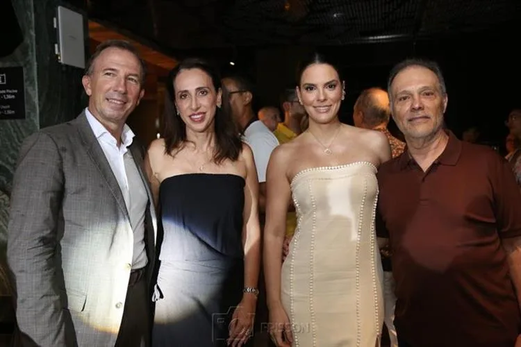 Hotel Gran Marquise inaugura rooftop em evento para convidados