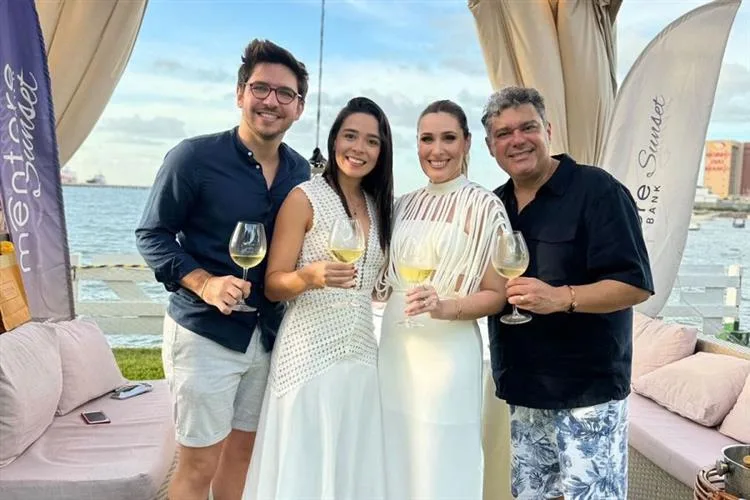 Monique Sales celebra mais uma primavera em sua vida