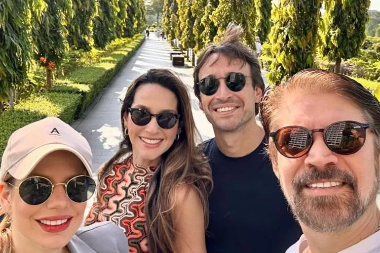 Ana Macedo e Léo Brasil, Marcela e Rodrigo Carvalho aterrissam em Singapura
