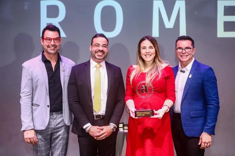 Sétima edição da Revista Acontece homenageia mulheres que causam frisson no Ceará